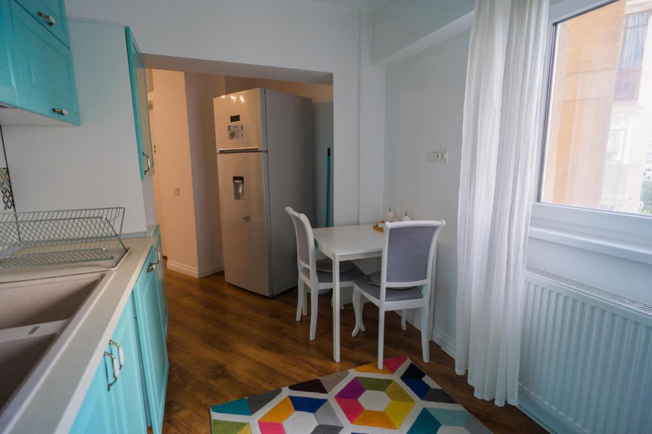Cozy & Spacious 2Br Apartment With Netflix บูคาเรสต์ ภายนอก รูปภาพ